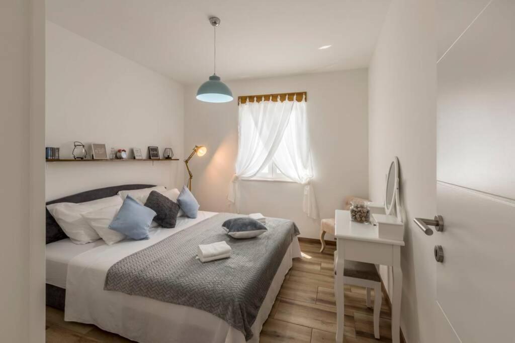 Apartment By Joe Trogir Zewnętrze zdjęcie