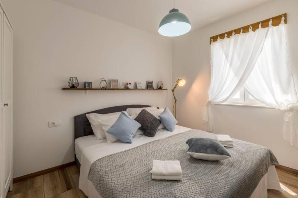 Apartment By Joe Trogir Zewnętrze zdjęcie